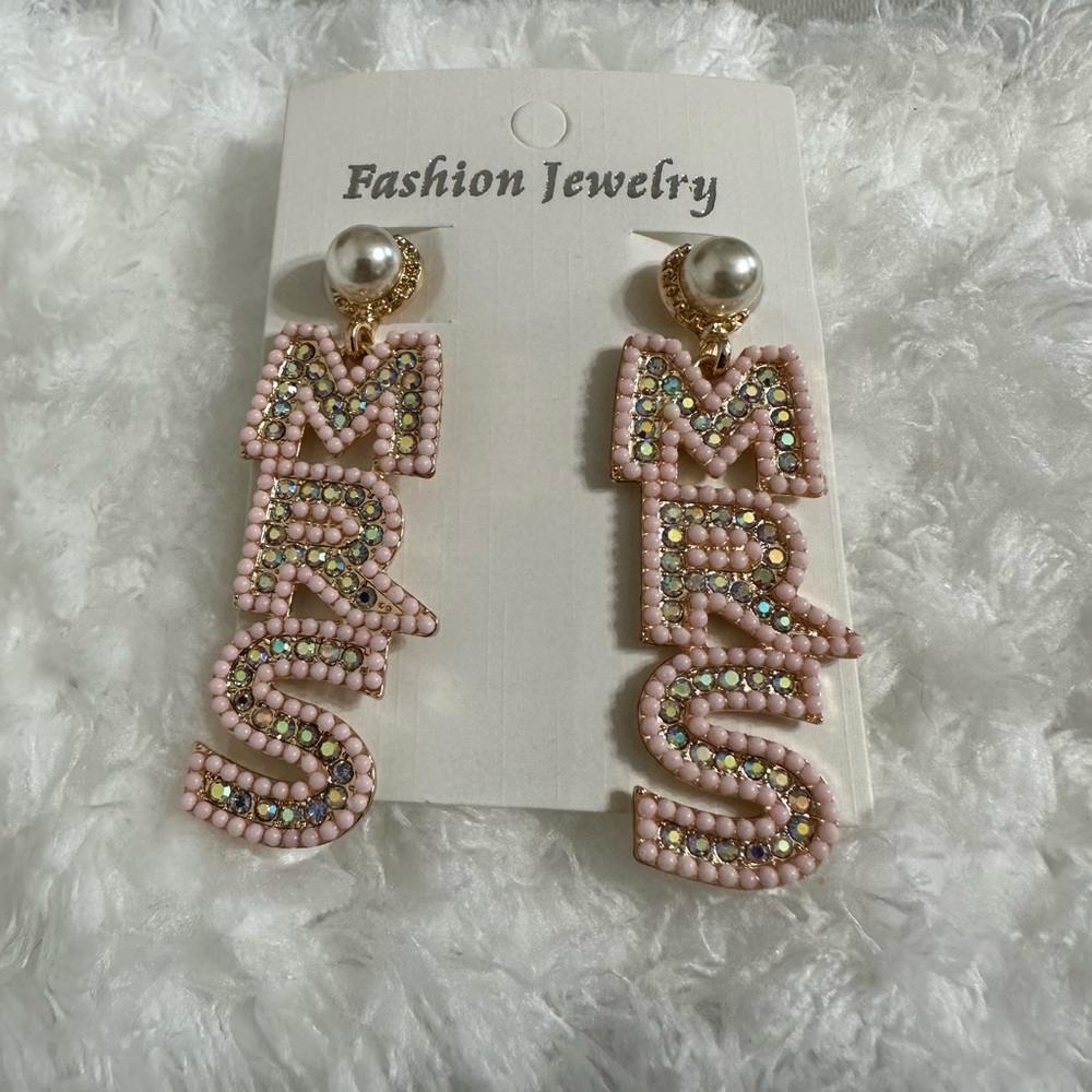 Beaded Mrs bride drop earrings in pink with gold accents for pierced earrings